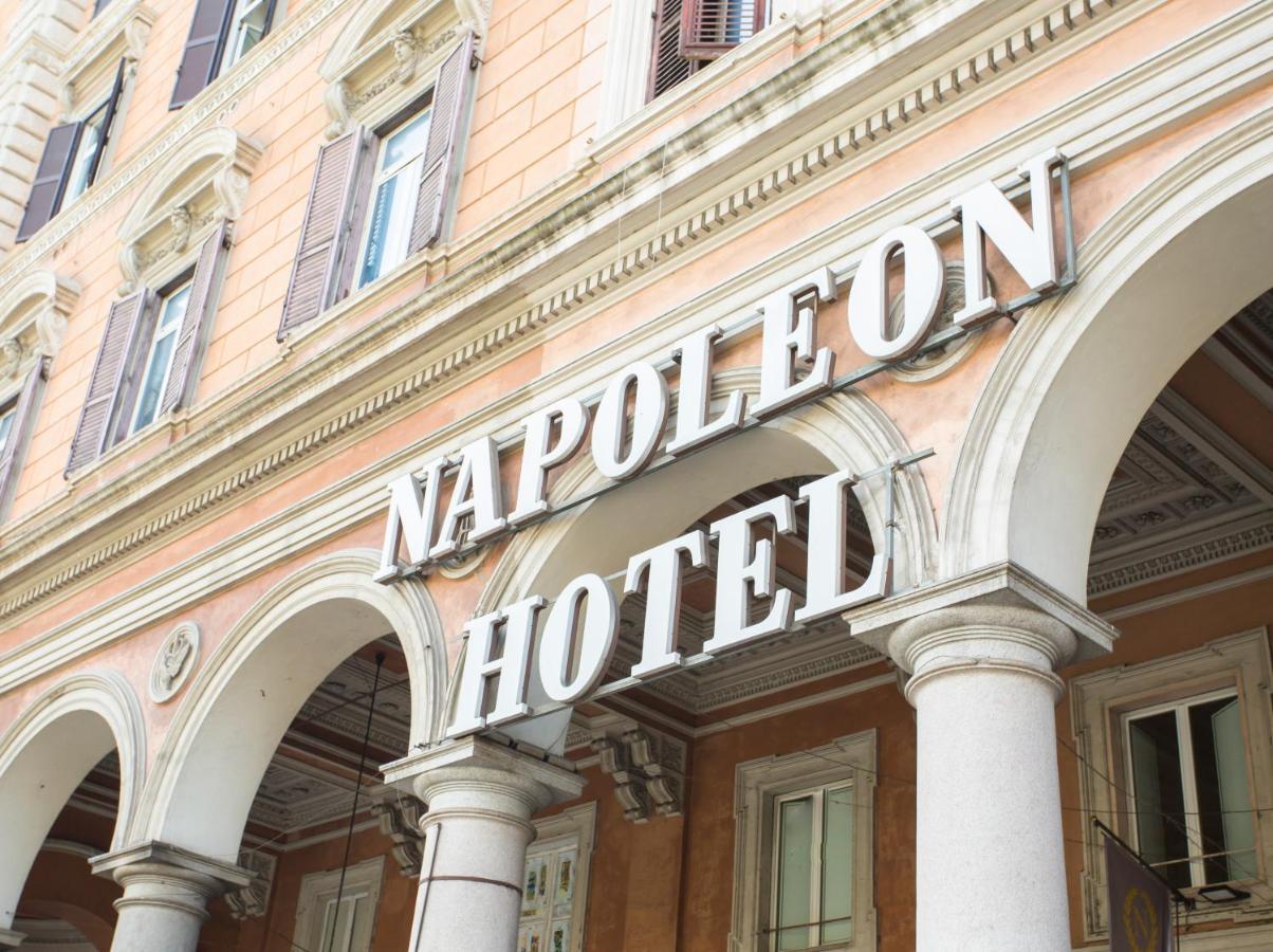 ホテル ナポレオン ローマ エクステリア 写真